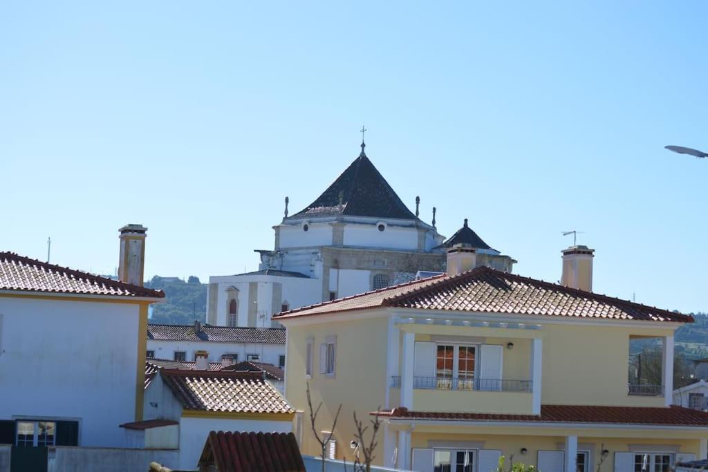 Casa Da Varzea - O Castelo A Janela!!! 오비도스 외부 사진